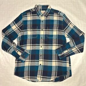 American Eagle Flannel Button Down Shirt